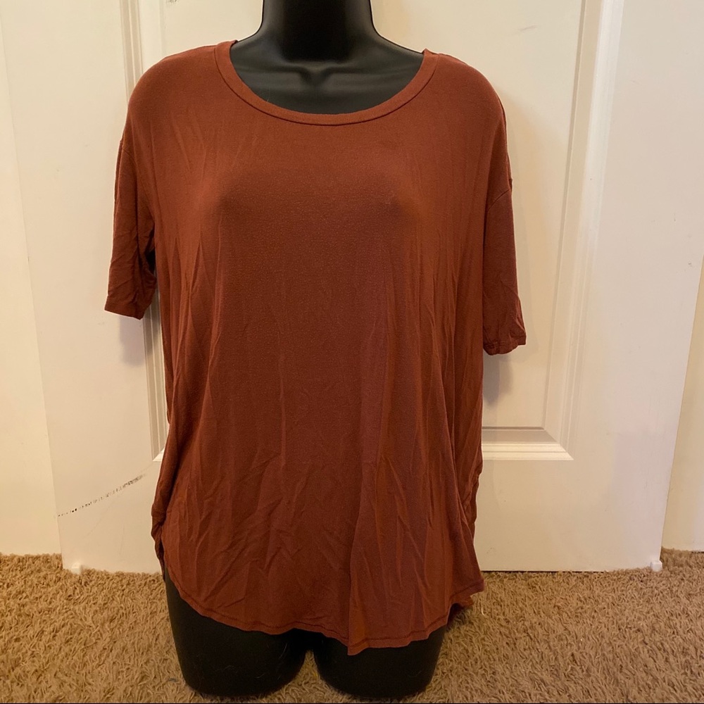 AE soft & sexy t-shirt.